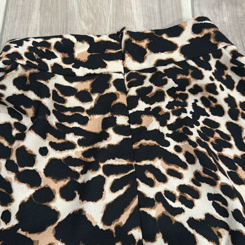 Leopard Print Blouse - Picture 6 of 6